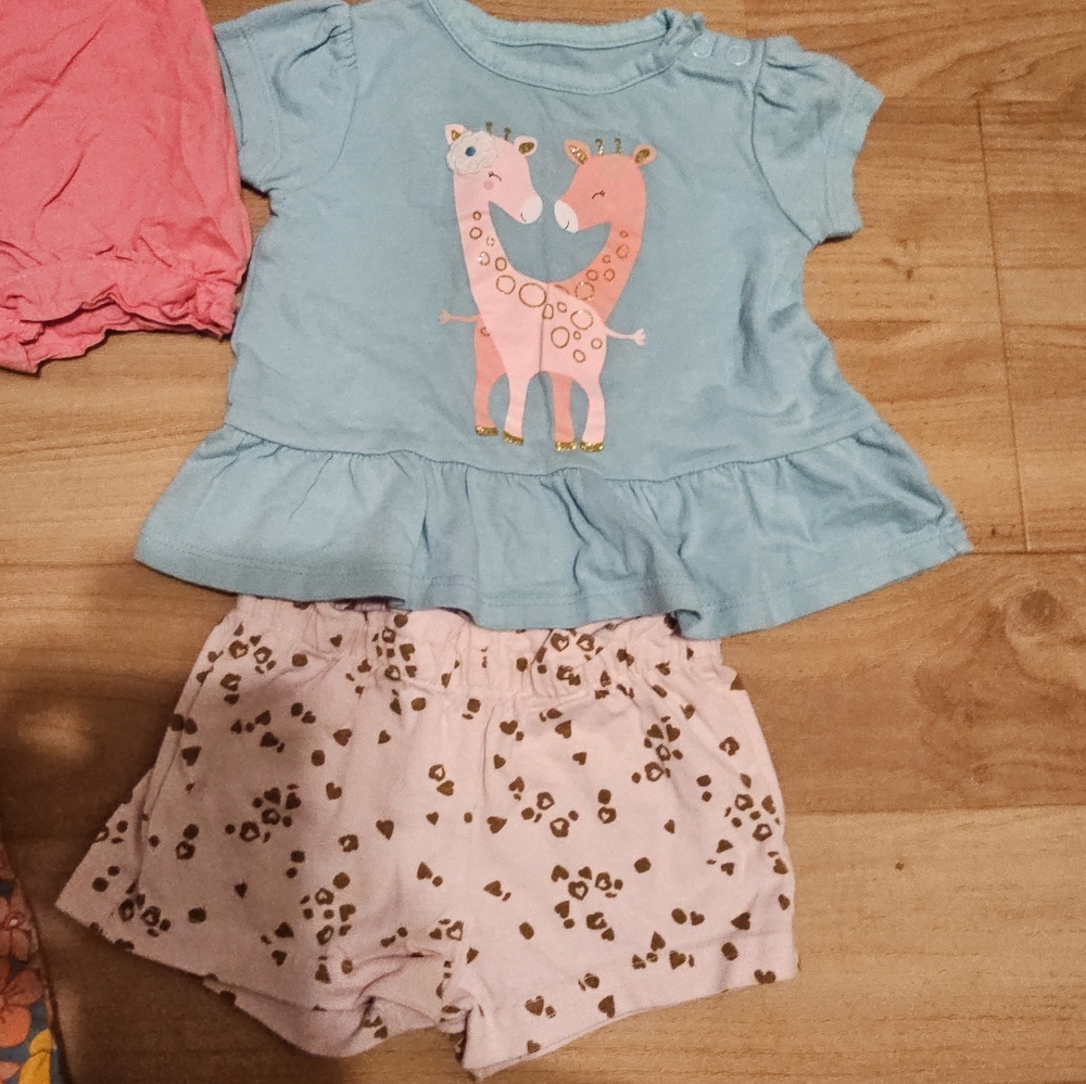 Baby clothes bundle - Picture 8 of 14